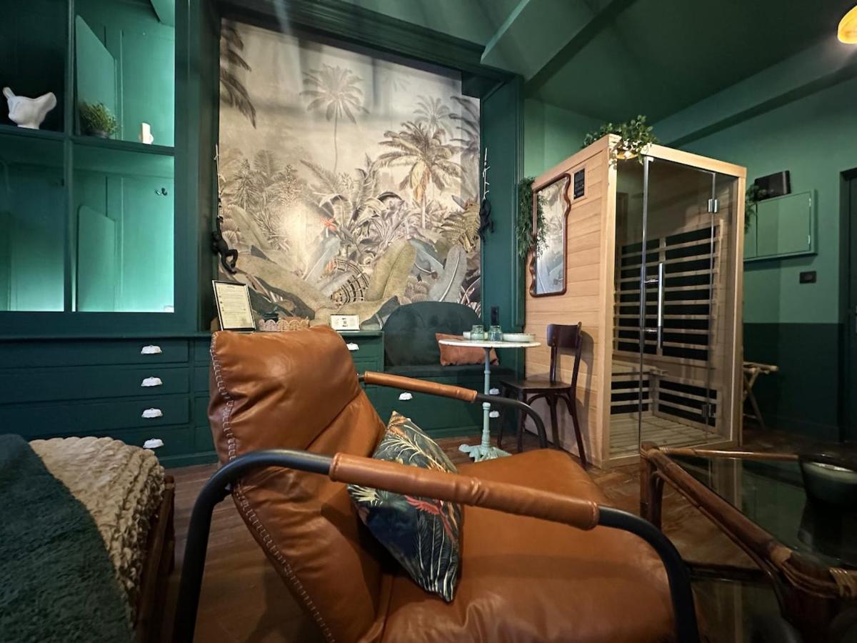 Le Jungle-room, Sauna, Hyper-centre *