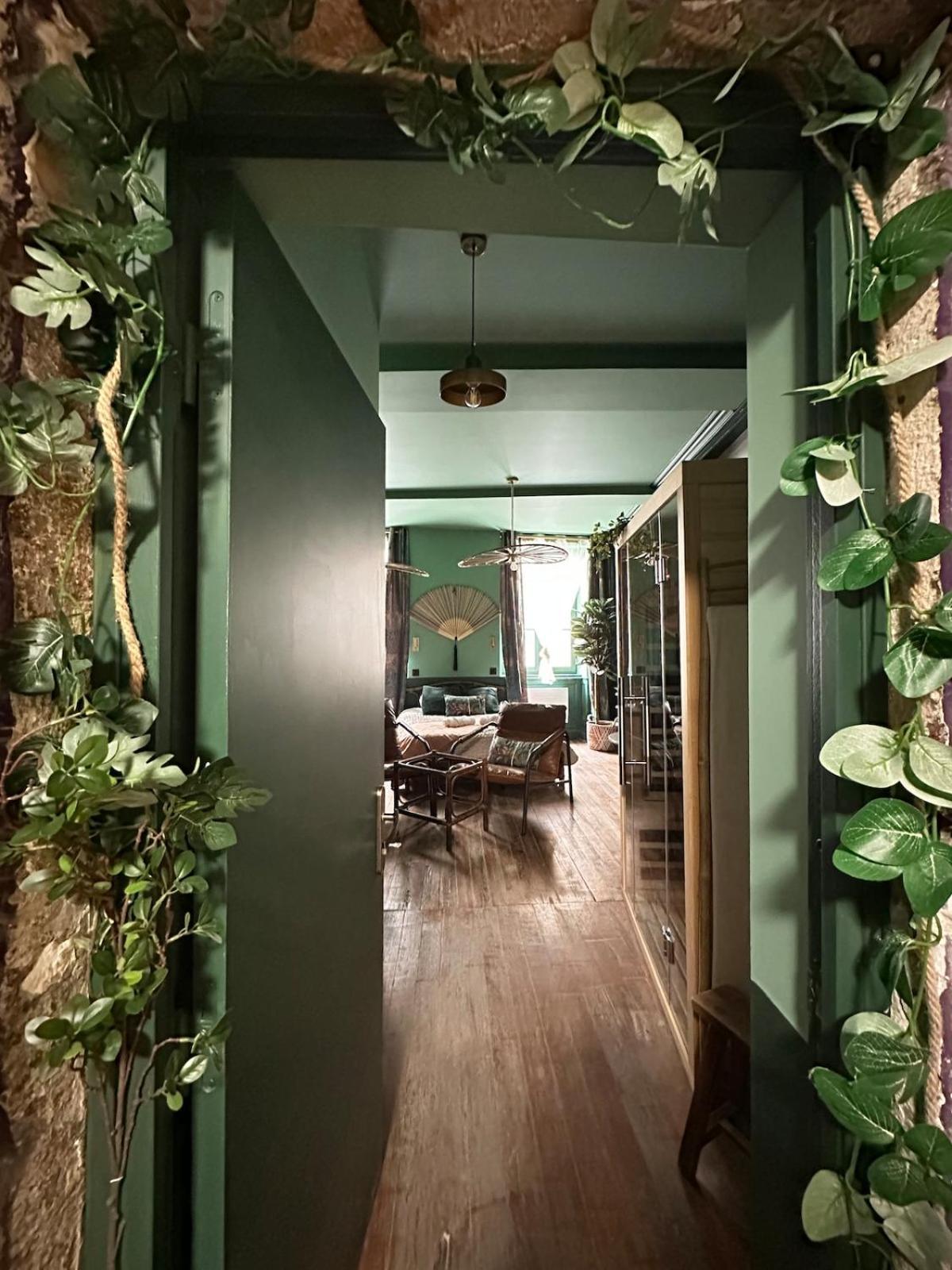 Le Jungle-room, Sauna, Hyper-centre